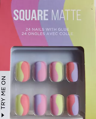 False Nails Square Matte Multicoloured Waves 24pk + Glue BNB • £3.99