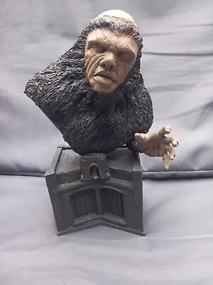 £129.99 • Buy Resin Hammer Horror Model Bust Frankenstein And The Monster From Hell