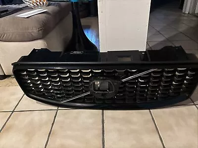 2022 2023 Volvo Xc60 Grille Oem 32133812 • $320