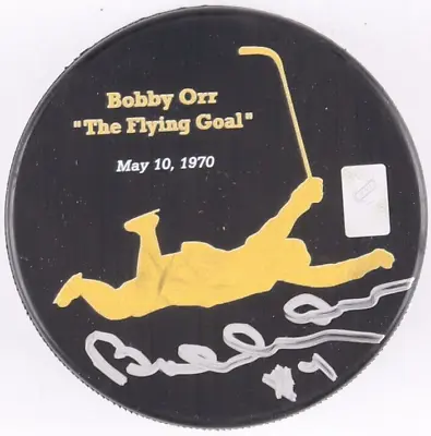 Bobby Orr Signed Boston Bruins Flying Goal Logo Hockey Puck (Bobby Orr GNR COA) • $239.95