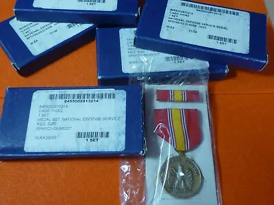 Us National Defense Service Medal Set - Box Of Issue - Mint - Li-gi Hallmark • £9.95