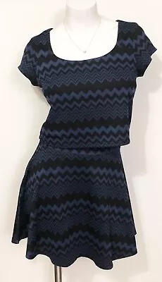 Nwt Junior's Volume One Blue & Black Chevron 2-piece Dress Set Large Msrp $50.00 • $29.95