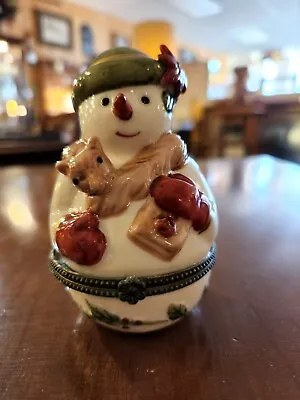 Villeroy & Boch 1748 Mrs. Snowman With Fox Scarf  - Hinged Trinket Box • $12