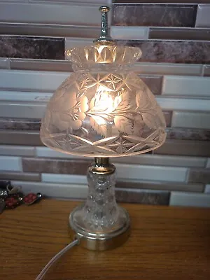 Vintage Underwriters Laboratories Etched Flower Lead Crystal Table Boudoir Lamp • $35