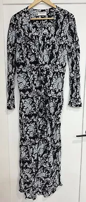 ONE SEASON Long Sleeve Maxi Dress Sz L Dark Blue Floral Print • $35