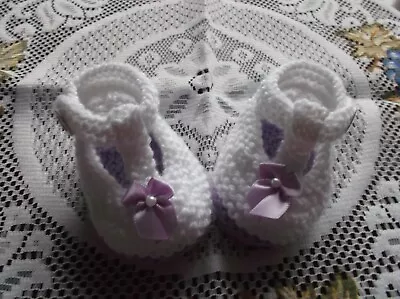 Hand Knitted  Baby Shoes / Booties 0-3 Months  • £2.60
