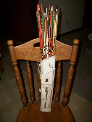 Vintage Apache Leather Quiver With 20 Wooden Arrows • $65.99