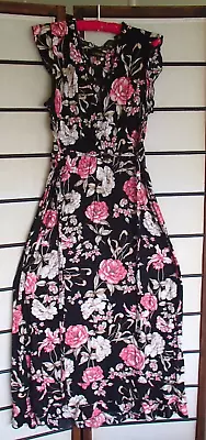 Ladies Long Floral  Catalog  Size 14 Maxi Dress • $10