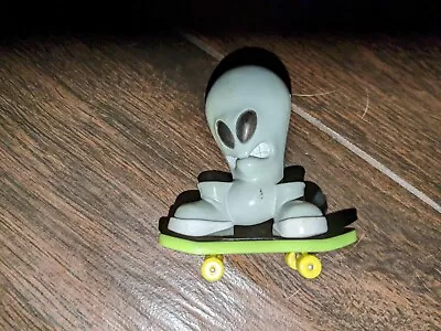 Tech Deck Dudes Rozz Alien Figure Skateboard 2000 Crew 2 X-Concepts • $12.79