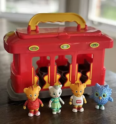 Daniel Tiger's Neighborhood Deluxe Motorized Trolley With Sounds And 4 Figures • $20