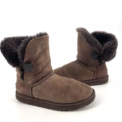 UGG Womens 8 Bailey Button Brown Boots Pull On Mid Calf Suede Sheepskin 5803 • $30