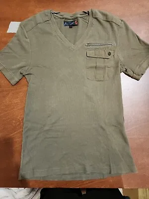 G By GUESS Men's MEDIUM S/S Green Zipper Pocket V-Neck Thermal Shirt EUC. SB16 • $22.99