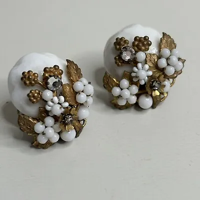 Vintage Haskell-Esque White Cluster Signed Milk Glass Clip On Earrings Gold Tone • $113.99
