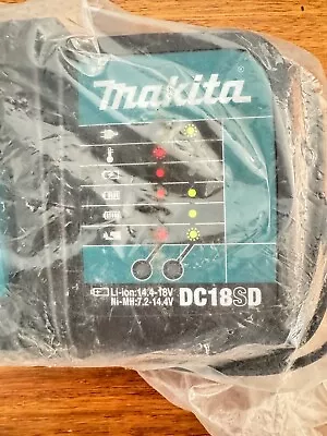 Makita 18-Volt (18V) Lithium-Ion Battery Charger (Model: DC18SD) [Open Box] • $0.99