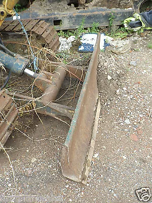 £250 • Buy Komatsu PC30 DOZER BLADE ONLY