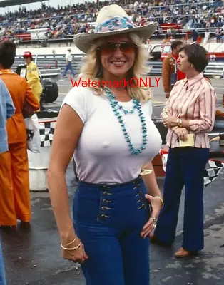 Linda Vaughn  Miss Hurst Golden Shifter   BUSTY  PHOTO! #(180) • $9.99
