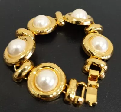 Yellow Gold Toned 18cm  20mm Round Link FAUX MABE PEARL STATMENT BRACELET 39gs • $0.01