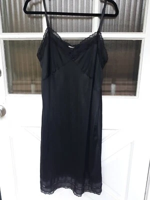$10 • Buy Vintage Black Unbranded Silky CAMISOLE Full Slip Size 42