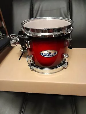 PEARL DECADE 8 X 7 RED BURST TOM DRUM • $135