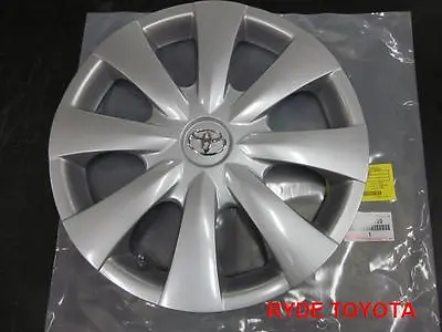 Corolla 15 Inch Single Hubcap Zre152 ** Toyota Genuine Parts ** • $115