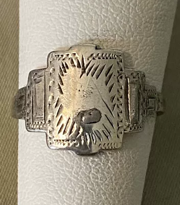 VINTAGE OXIDIZED STERLING SILVER CREST/SIGNET PINKY RING Size 3.25 • $27.99