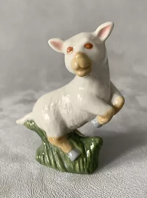 Wade - The Leaping Lamb Figurine (2004) • £4.99