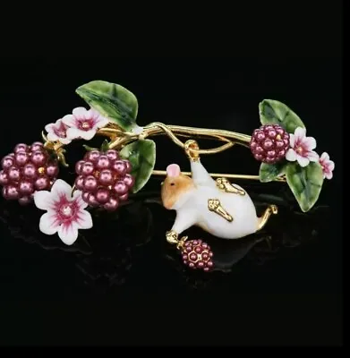 £7.98 • Buy Cute Enamel Costume Jewellery Field Mouse Brooch