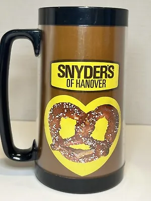 Vintage Thermo Serv Insulated Plastic Mug Snyder's Of Hanover Pretzels  USA • $15.59