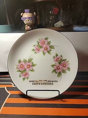 NORTH DAKOTA Vintage Souvenir Collector Plate The Peace Garden State  • $10