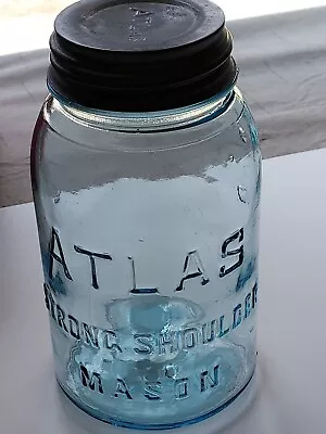 Vtg.  CORNFLOWER BLUE Atlas Strong Shoulder Mason Quart Jar W/Atlas Zinc Lid  • $115