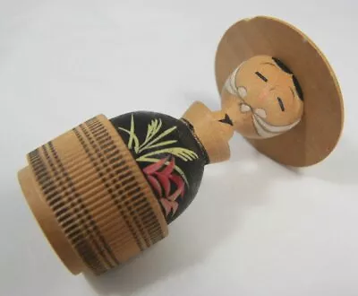 £9.95 • Buy Small Vintage Japanese Lady Figure With Hat - Chip To Hat