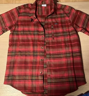 Columbia Mens Sz M Long Sleeve Flannel Outdoor Elements Plaid Red Black • $18
