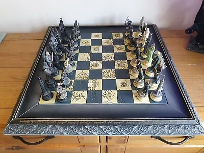 £300 • Buy LOTR Chess Set By Eaglemoss - Set #1 With Board & Surround