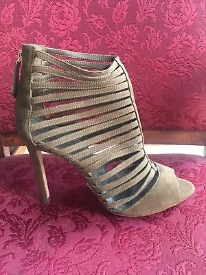 Zara Basic Collection Deaigner Brown Heel Strappy Sandal Party Shoes Sz 38 7.5 • $29.29