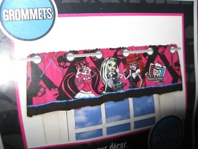 NIP Monster High Ghoul Fashion Microfiber Decorative Window Valance 50  X 17  • $10