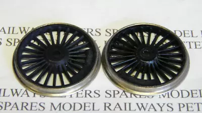 Hornby X275 / X276 Lord Of The Isles Driving Wheels (Pair) • £1.90