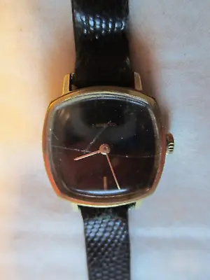 Vintage E. Borel Co. Women’s Quartz Wrist Watch- Very Good Condition • $2.48