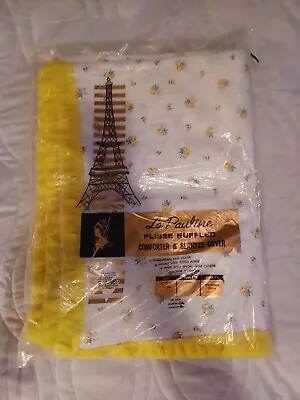 NOS Vintage 70s  MCM Yellow Floral With Ruffle On Edge Comforter Blanket 72x84  • $42.99