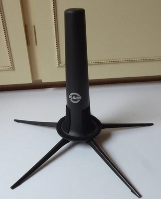 £8 • Buy Foldable Saxophone/Clarinet Stand?