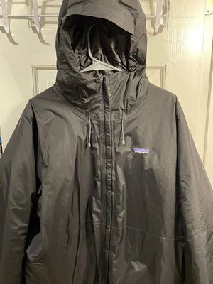 $140 • Buy Patagonia Men’s Torrentshell Insulated Jacked XL PLEASE READ DESCRIPTION