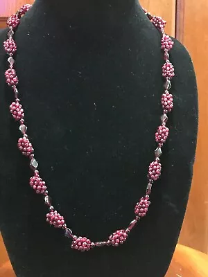 Vtg Necklace Beautiful Clusters Grapes & Diamond Shape Stone Shades Purple 26  • $60