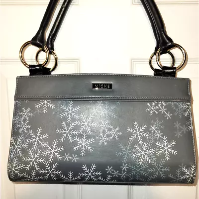 MICHE Claasic Shell Snowflake • $9.99