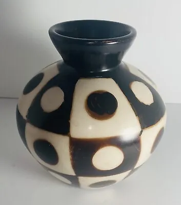 Chulucanas Peru Peruvian Folk Art Pottery Vase Signed Valeriano Paz Geometric • $24.99