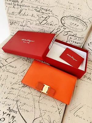 Salvatore Ferragamo Wallet On Chain Vera Style  • $469