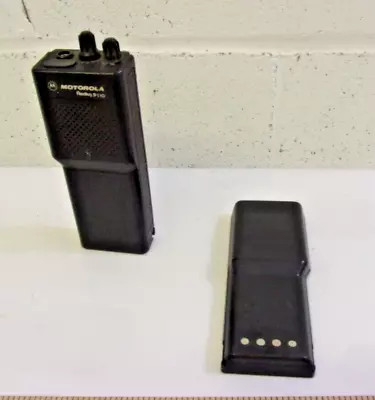 Motorola Radius P110 Handheld Radio UHF 1 P44QLC20E1AA =403-433 MHz • $10.65