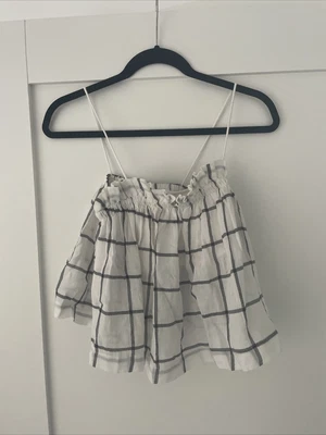 $5 • Buy Womens Zara Crop Size M