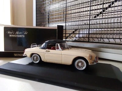 £45 • Buy Minichamps  MG B Cabriolet Softtop Cream 1:43