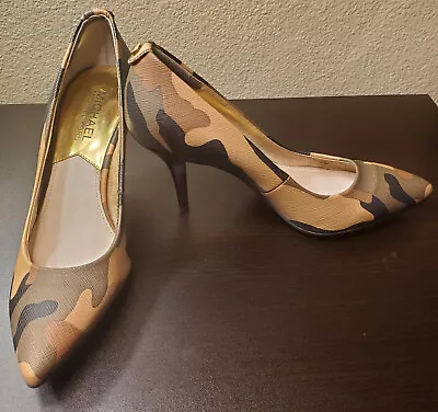 Michael Kors MK Camoflauge Pump Heel Shoes Size 5.5 • $44