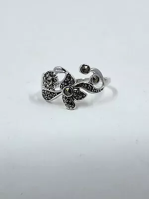 Avon Sterling Silver Marcasite Flowers Ring Size 8 • $16.95