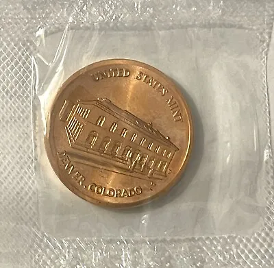 US Mint - Philadelphia Mint Bronze Medal 1 5/16 Inch Diameter • $6